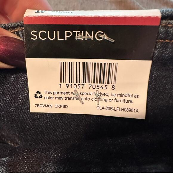 NWT Women's Sculpting Slim Fit Leg Midrise Pull On Jean Landslide Size 10 Short - Picture 6 of 11